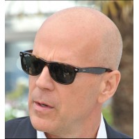 New Wayfarer RB 2132 902L